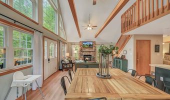 238 King Arthur Rd, Blakeslee, PA 18610