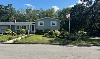 200 Brookwood Rd, Warwick, RI 02889