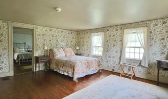 10 S Arm Rd, Andover, ME 04226