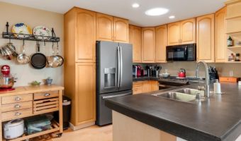 460 Bella Vista Dr, Angwin, CA 94508