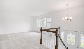 23 Oak Grove Rd, Brookfield, CT 06804