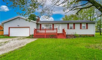15390 Cenfield St NE, Alliance, OH 44601
