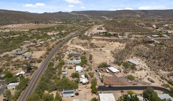 18995 E Saguaro Dr, Black Canyon City, AZ 85324