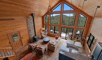 5 Loop Rd, Devils Tower, WY 82714