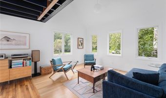 20 Dons Ln, Little Compton, RI 02837