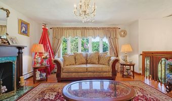 22 Fisher St, Attleboro, MA 02703