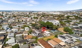 628 Kunawai Lane B, Honolulu, HI 96817