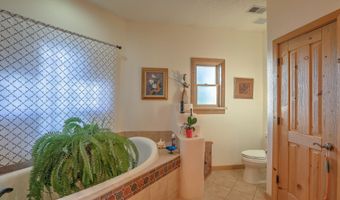 5009 MIDNIGHT VISTA Ave NW, Albuquerque, NM 87114