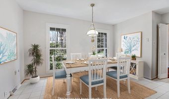 5112 BRADFIELD Dr, Annandale, VA 22003