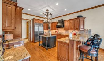 35 Valley Vista Ct, Banner Elk, NC 28604