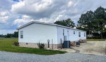 1331 Nixon Rd, Autryville, NC 28318