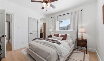 570 S Point Ct, Aledo, TX 76008