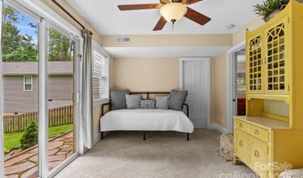 19 Rhudy Rd, Asheville, NC 28806