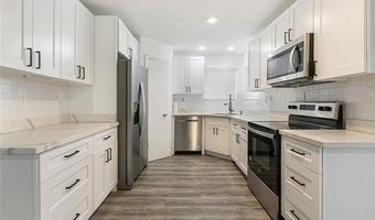 203 WILSON St, Belle Chasse, LA 70037