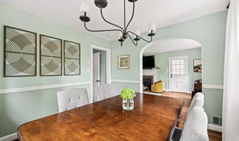 5706 9TH Rd N, Arlington, VA 22205