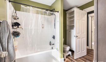 3712 Schermerhorn Lake Dr, Allegan, MI 49010