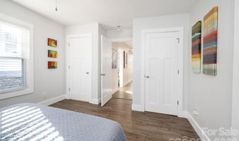 18 Oteen Park Pl, Asheville, NC 28805