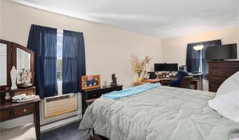 1190 Charles St 18, North Providence, RI 02904