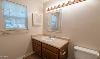 36 Le Moyne Dr, Beaufort, SC 29907