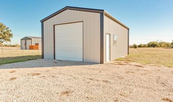 170 Rolling Hills Blvd, Alvord, TX 76225