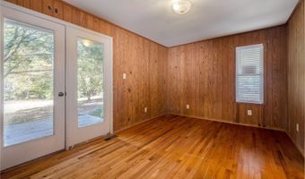 6768 Cobbham Rd, Appling, GA 30802