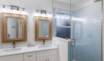 212 OAK Ave, Anna Maria, FL 34216