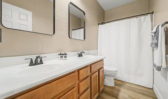 2540 E HAZELTINE Way, Chandler, AZ 85249