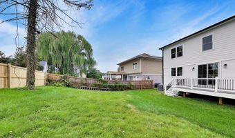 6410 WINNEPEG Rd, Bethesda, MD 20817
