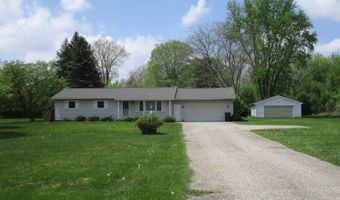 8481 N Luce Rd, Alma, MI 48801