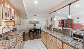 7541 SPRING LAKE Dr B-2, Bethesda, MD 20817