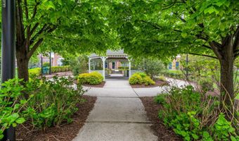 1002 Cunningham Ct, Belleville, NJ 07109