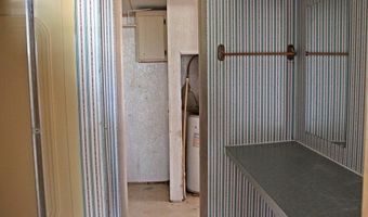 601 Travis St, Alleyton, TX 78935