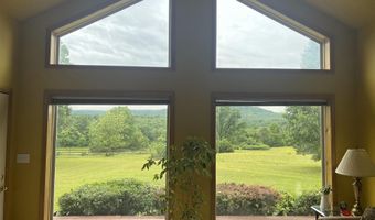 1426 CR 921, Alpena, AR 72611