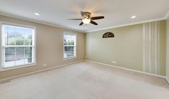 501 Tuscany Dr, Algonquin, IL 60102