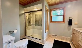 80 Maynesboro St, Berlin, NH 03570