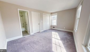 2011 N OAKLAND St, Arlington, VA 22207