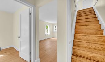 3201 12TH St S, Arlington, VA 22204