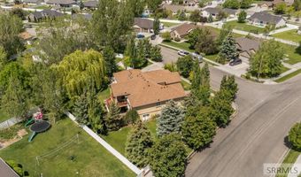 3770 Autumnwood Dr, Ammon, ID 83406