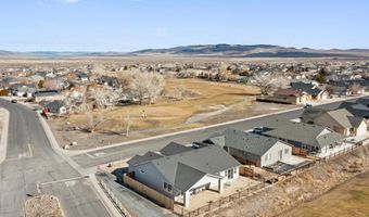 783 Divot Dr, Fernley, NV 89408