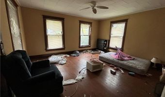 609 R St, Atchison, KS 66002