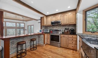 243 Ironwood Dr, Banner Elk, NC 28604