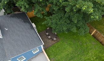 57 Callender Ave, Newport, RI 02840