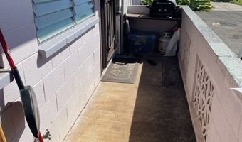 608 N Judd St #A, Honolulu, HI 96817