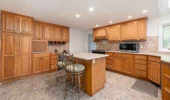 1757 Musso View Ave, Cheshire, CT 06410