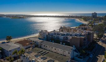 3991 Crown Point Dr P13, San Diego, CA 92109