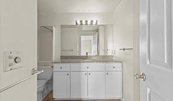131 Main St 302, Burlington, VT 05403