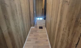 60 Summit St, Baileyville, ME 04694