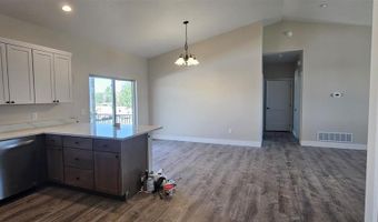 2707 Skyview Ln 2, Cody, WY 82414