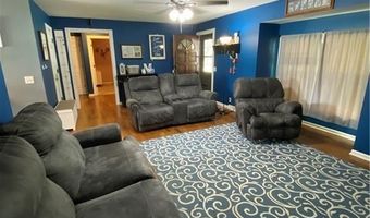 916 Edith Ave, Adrian, MO 64720