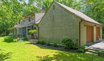 31 Pheasant Run Rd, Belgrade, ME 04917